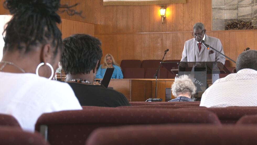 Church members hear from Rev. William Palmer on Aug. 26.